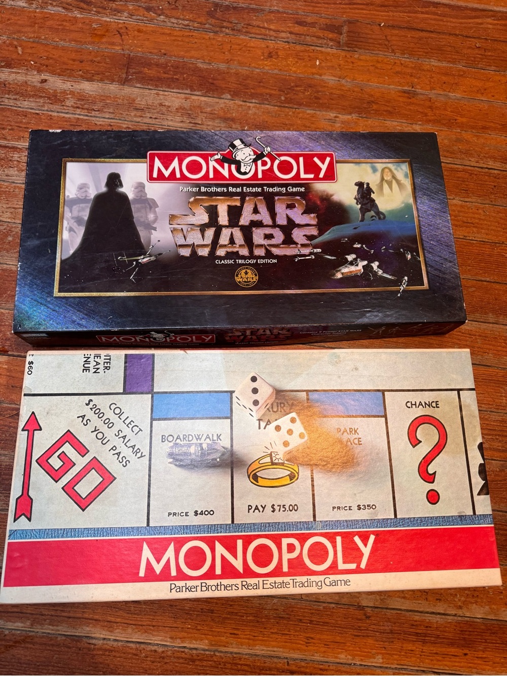 Bundle of 2 monopoly’s Star Wars and the traditional monopoly vintage monopoly